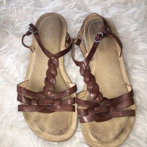 Naturalizer’s. Open toe sandals